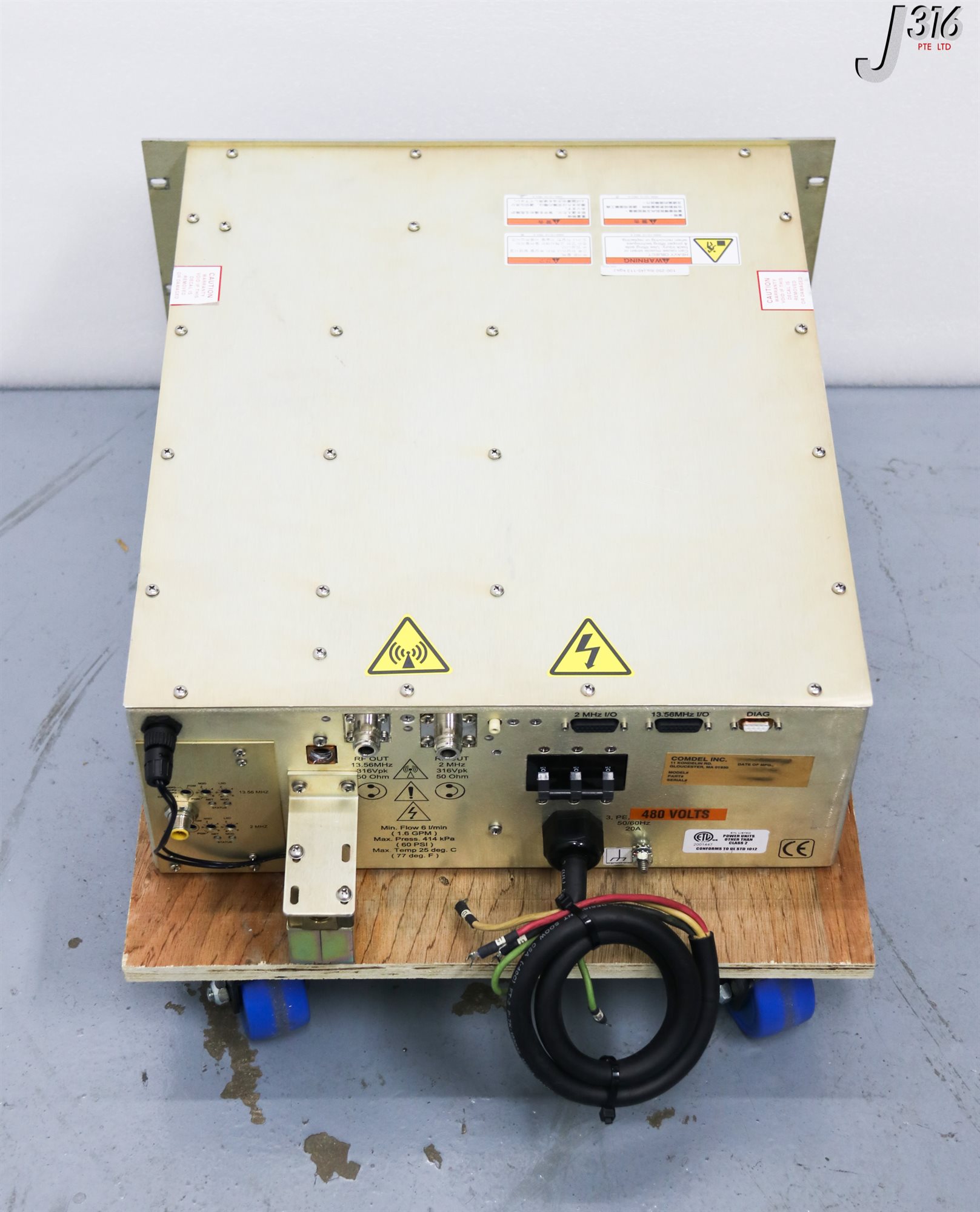 32483 COMDEL 13.56/2 MHZ DUAL RF GENERATOR, P/N: FP5320R1, AMAT